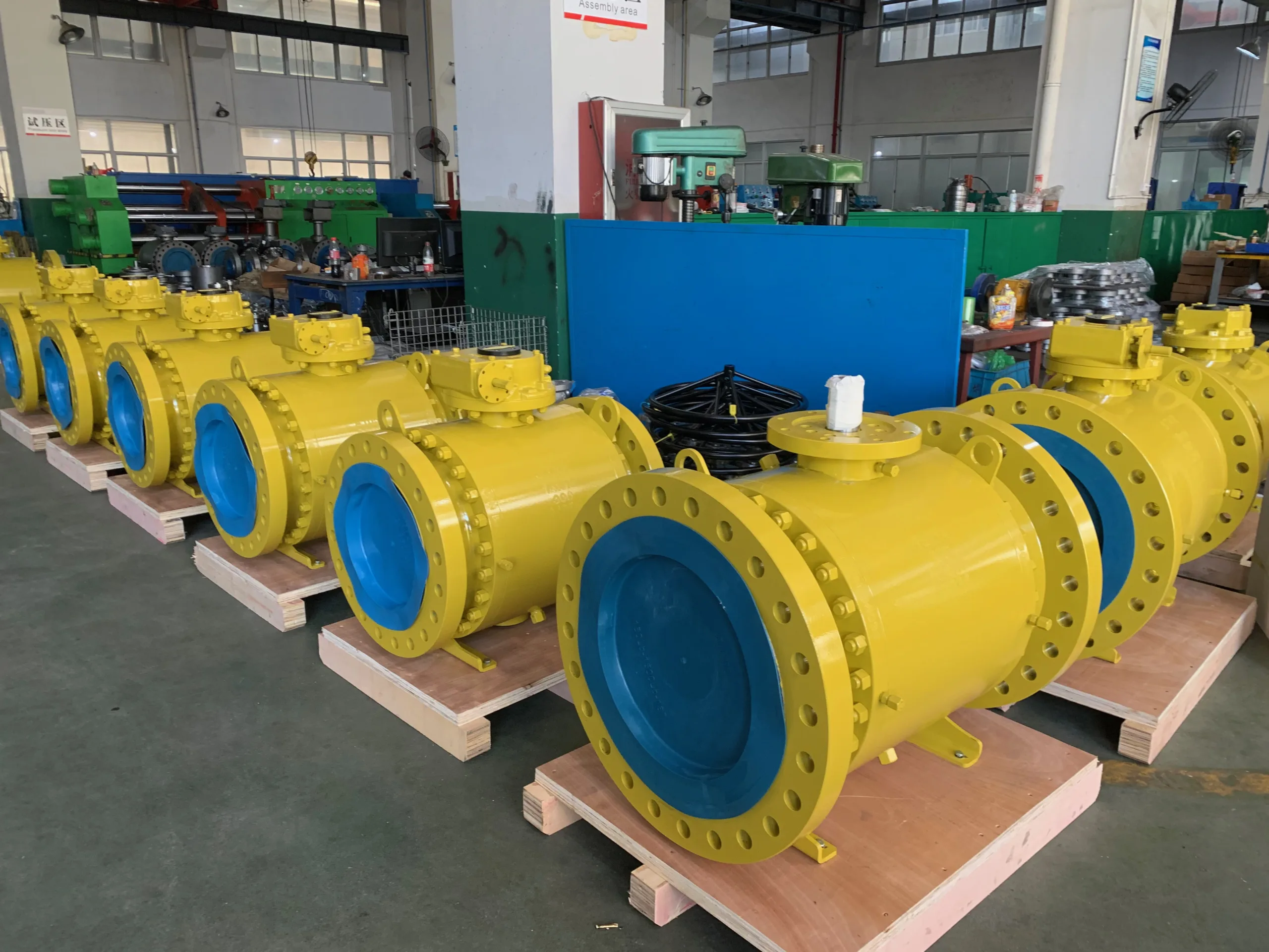 What different between trunnion ball valves and floating ball valves 11 Trunnion ball valves