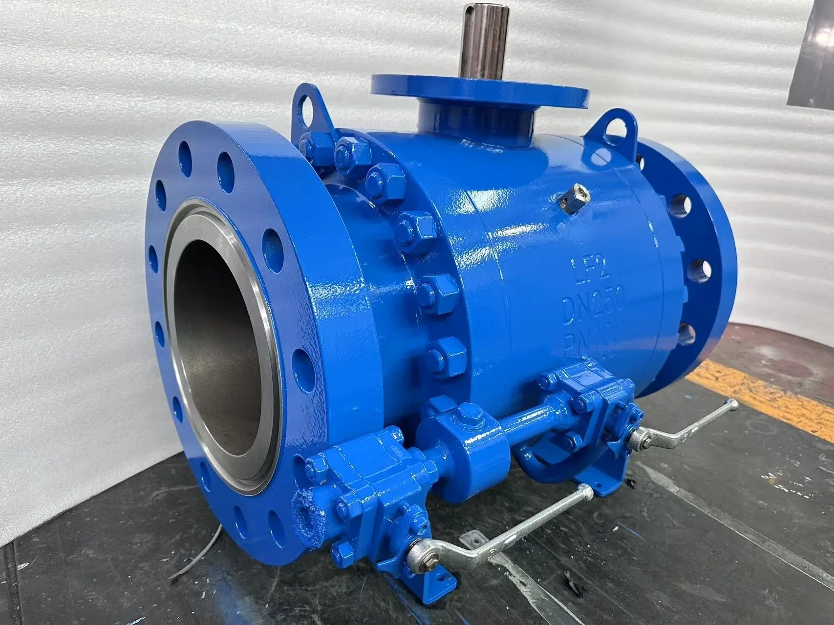 Home 34 3PC Gost LF2 Forged trunnion ball valves